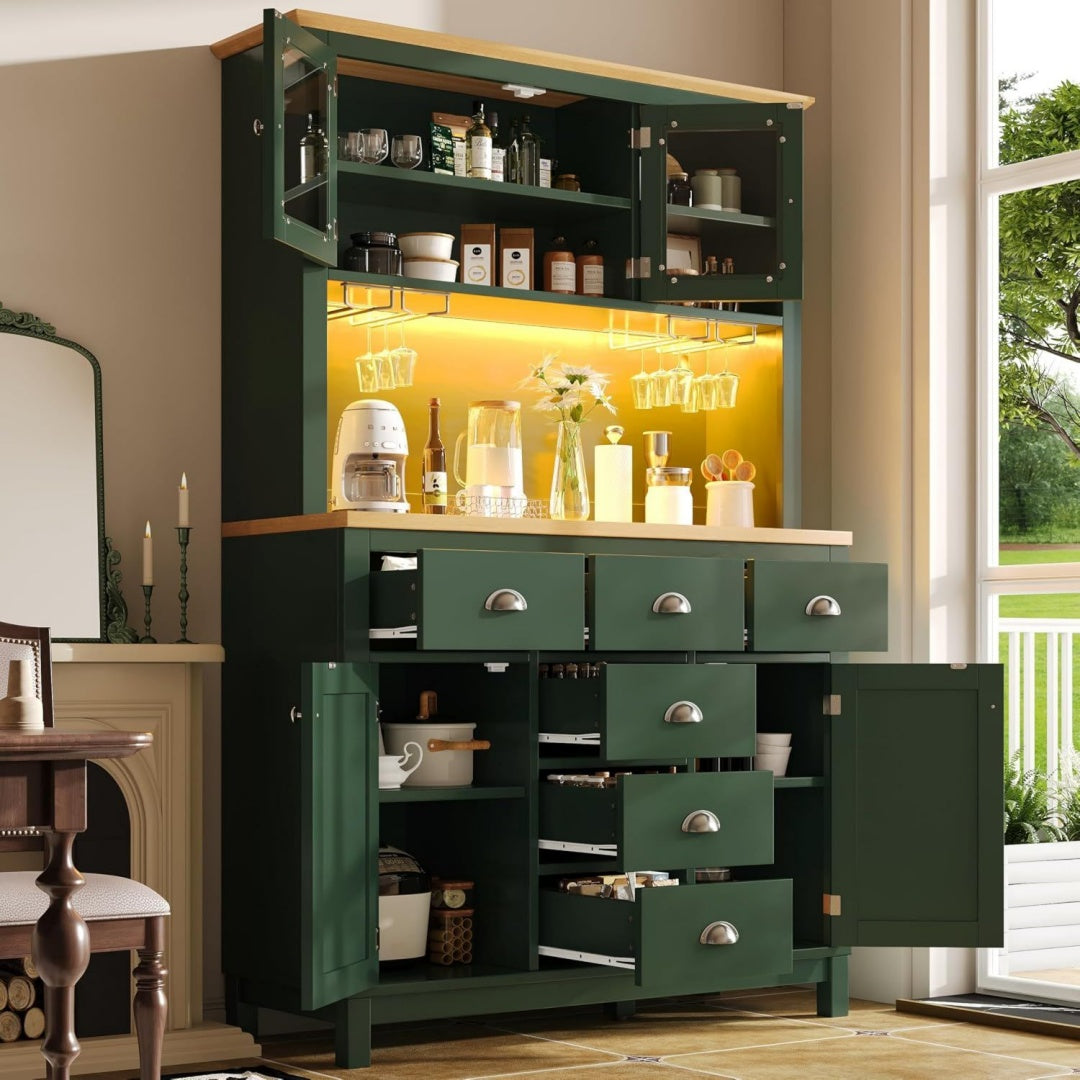 Sideboard mit 4 Tueren, Schubladen und geschlossenem Stauraum