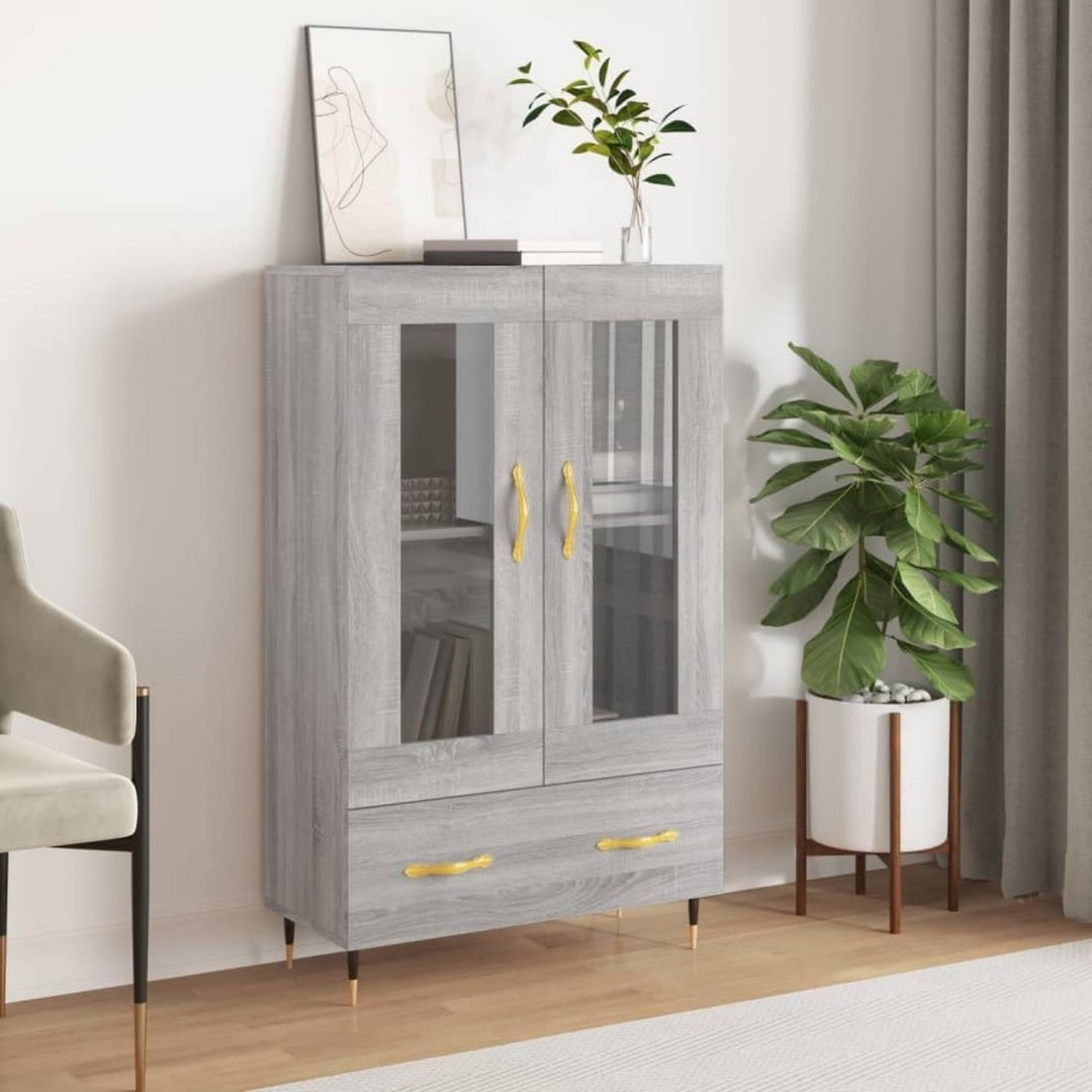 Die Vitrine misst 69.5 x 31 x 115 cm