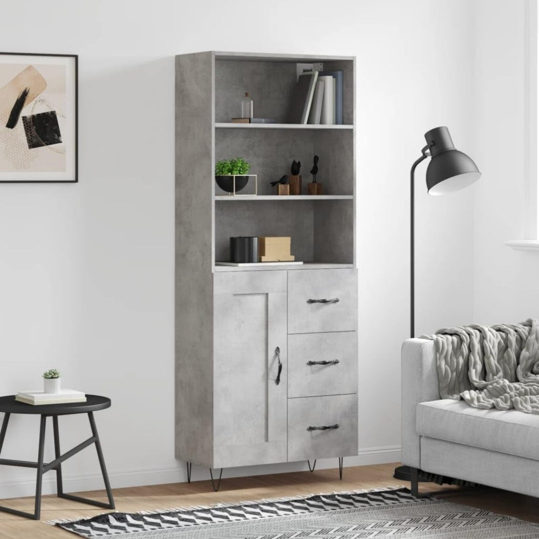 Geschlossener Stauraum an dem Hochschrank mit 69.5 x 34 x 180 cm