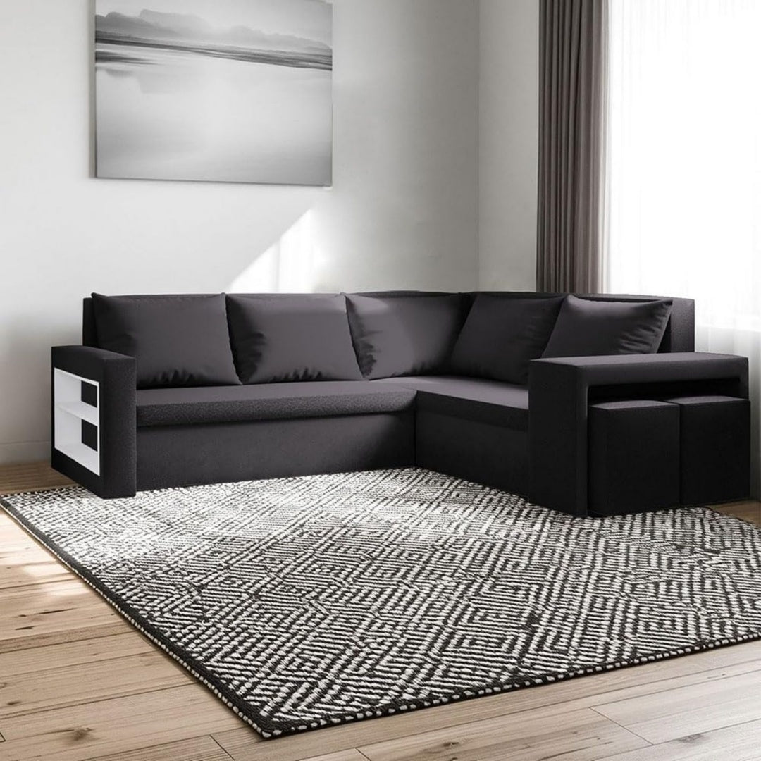 Sofa verbindet weiche Polster und eine Schlaffunktion
